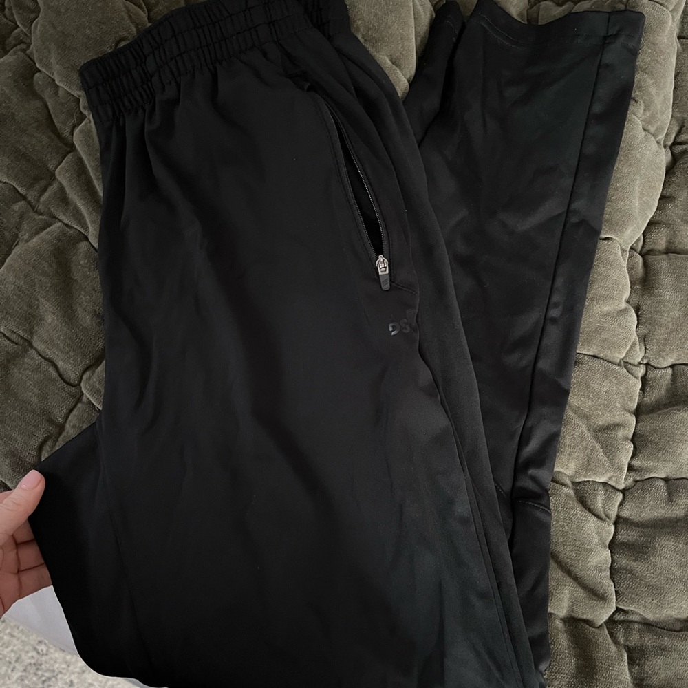 DSG men’s athletic pants size medium